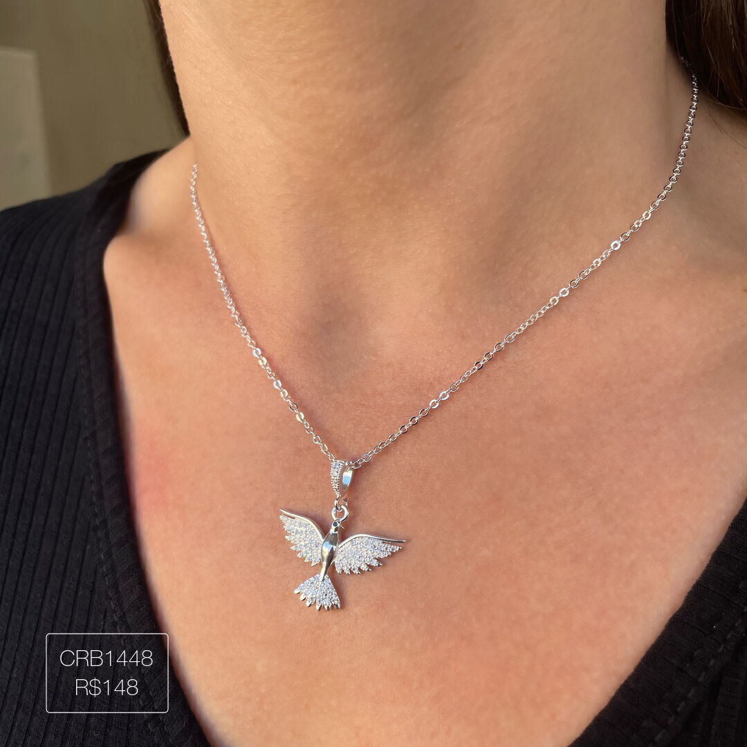 Colar Espírito Santo Cravejado Cristal Prateado